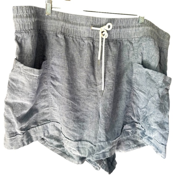 Athleta Cabo Shorts 4” linen chambray blue large pockets elastic drawstring - Picture 3 of 5
